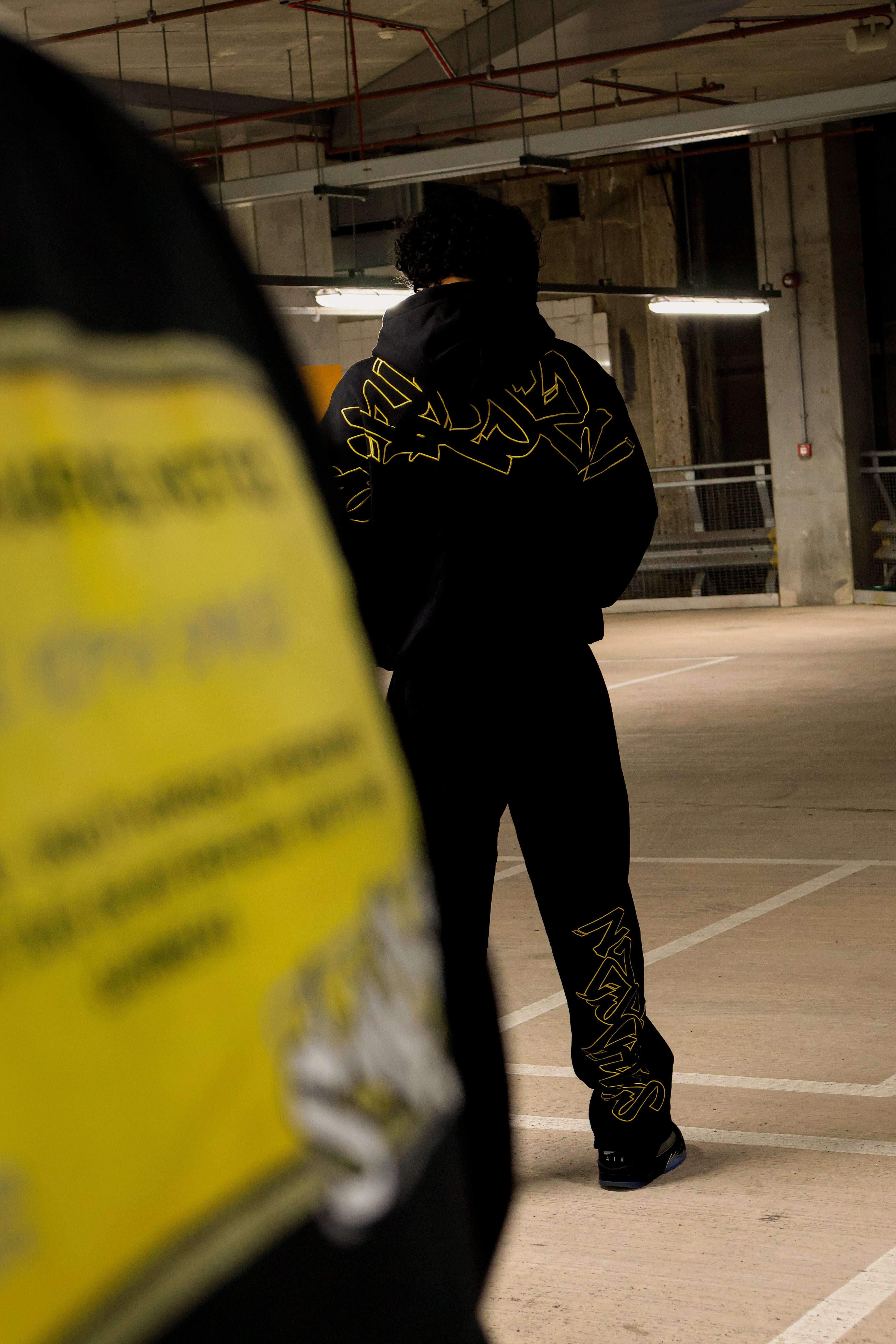 [RESIST] VANDAL PANELLED JOGGAS - HAZARD YELLOW