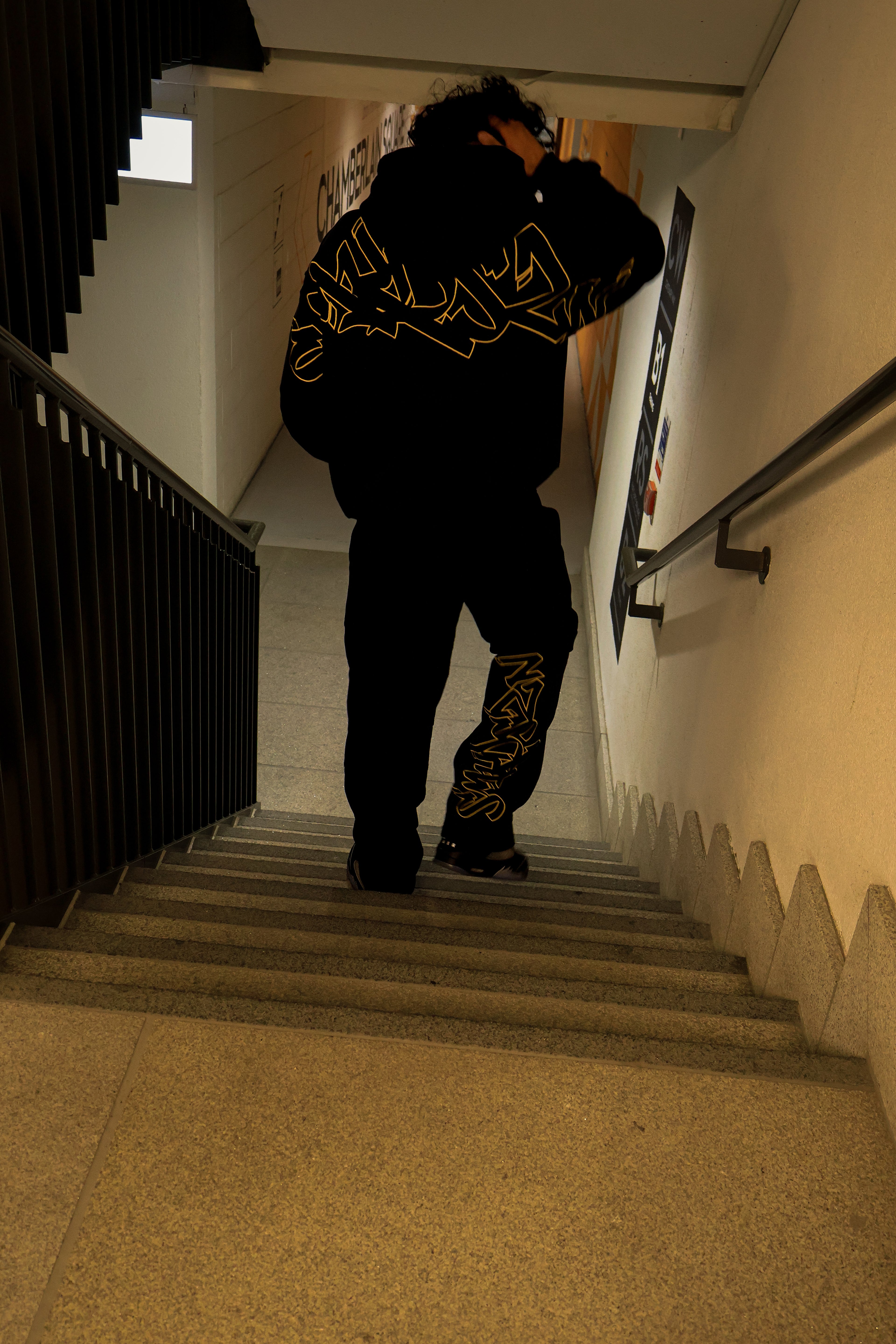 [RESIST] VANDAL PANELLED JOGGAS - HAZARD YELLOW