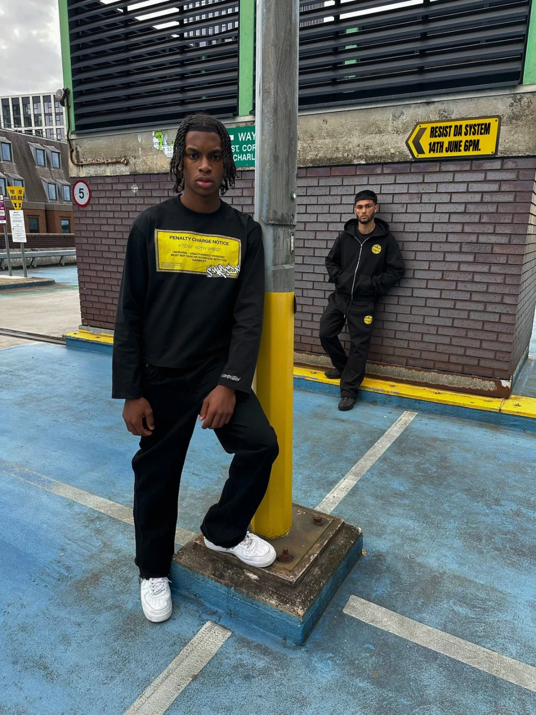 [RESIST] PENALTY LONGSLEEVE - HAZARD YELLOW